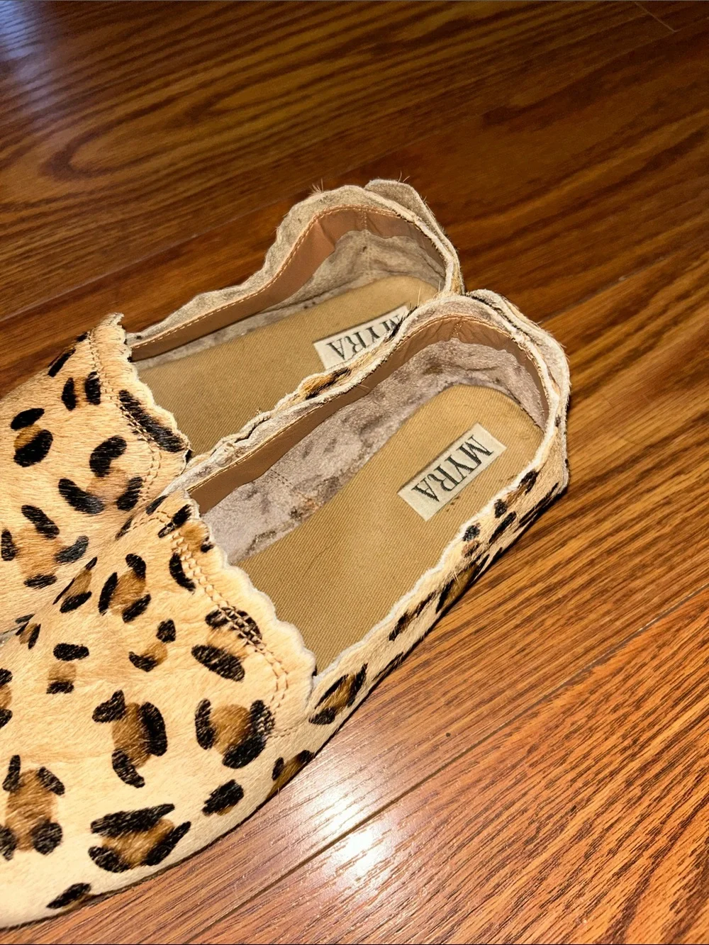 Myra Bag Leopard-Print Slip-On Flats in Tan and Black Animal Fur Leather SZ 8